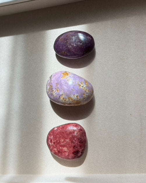 TENDER | Thulite