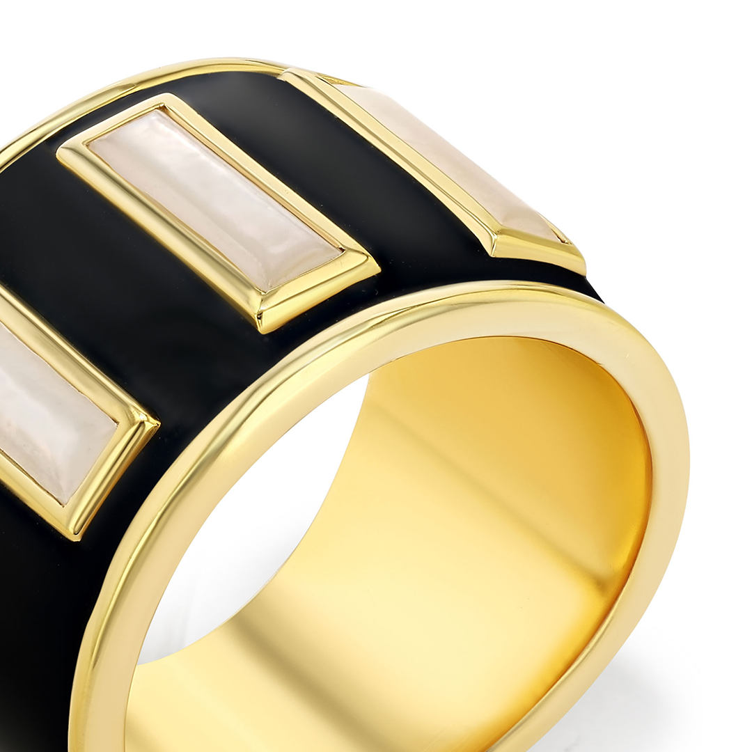 Gigi Enamel Ring | Black Enamel