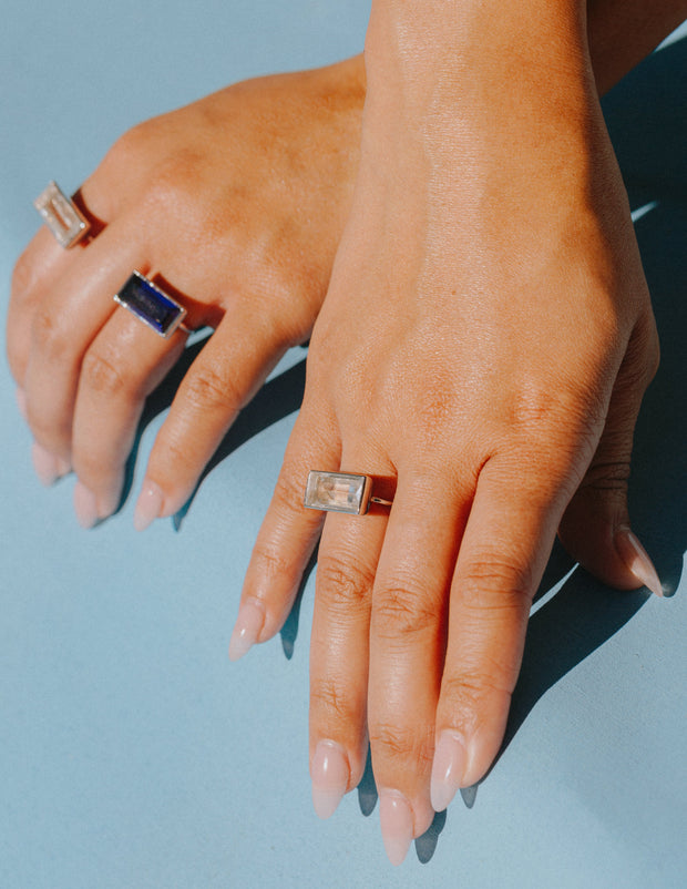 Gloria Ring in White Rhodium with Blue Sapphire