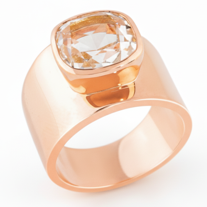 Lilly Ring | White Quartz, Rose Gold