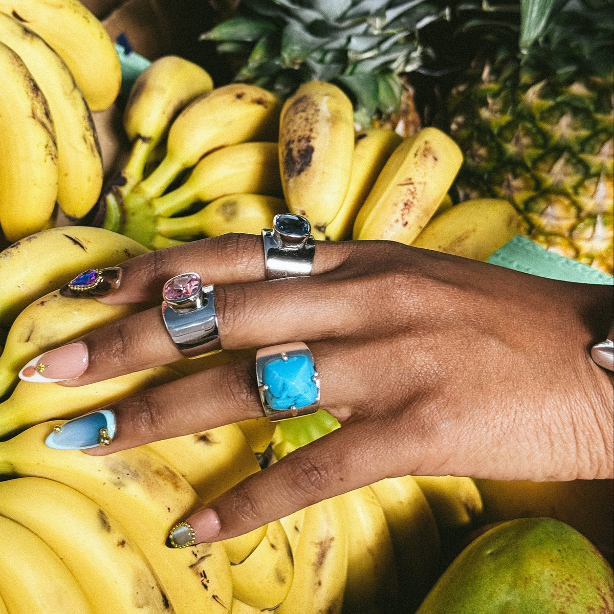 Lilly Ring | Pink Gemstone, White Rhodium
