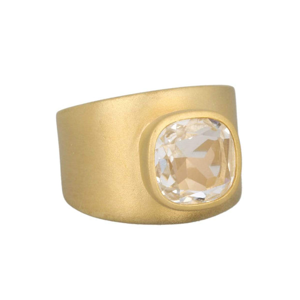 Lilly Ring in Matte Gold with White Quartz