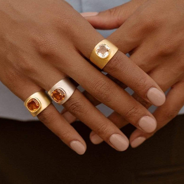 Adore Adorn Ring Lilly Ring in Matte Gold