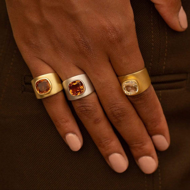 Adore Adorn Ring Lilly Ring in Matte Gold