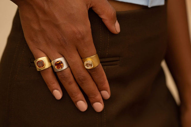 Adore Adorn Ring Lilly Ring in Matte Gold